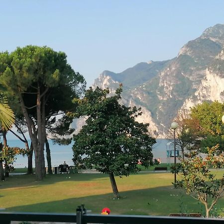 Terrazza Sul Lago Riva del Garda Esterno foto