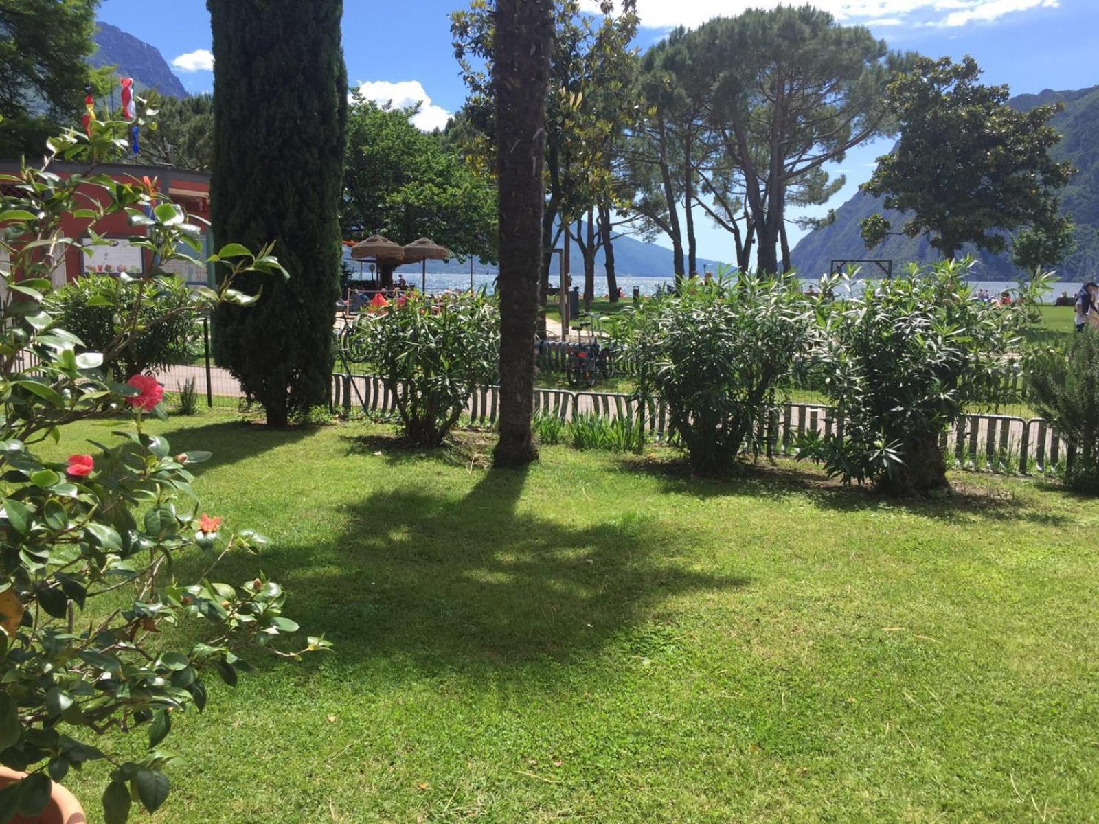 Terrazza Sul Lago Riva del Garda Esterno foto